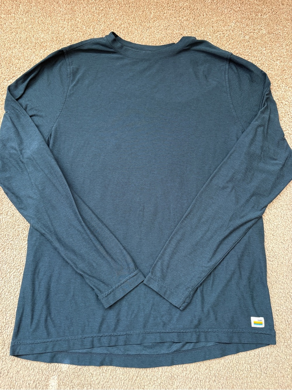 EUC Women’s Medium Vuori Long Sleeve Crewneck Shirt
